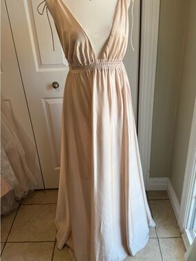 Watters  luscious charmeuse  in ballet slipper  V-Neck Maxi Dress